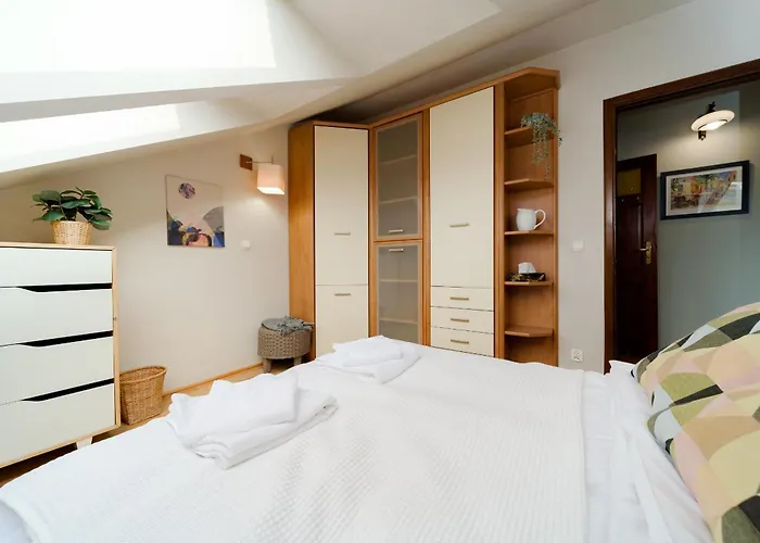 Olbrachta 118d By Homeprime